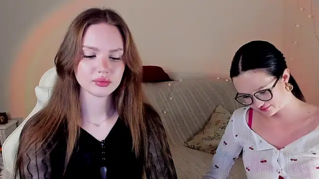 Live sex cam of MishkaMe