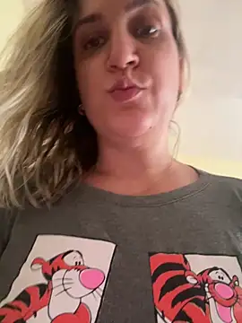 Bia_sexynovaes webcam