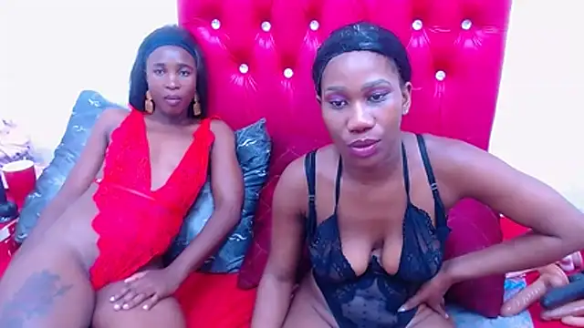 XSCARLETQUEENXX webcam