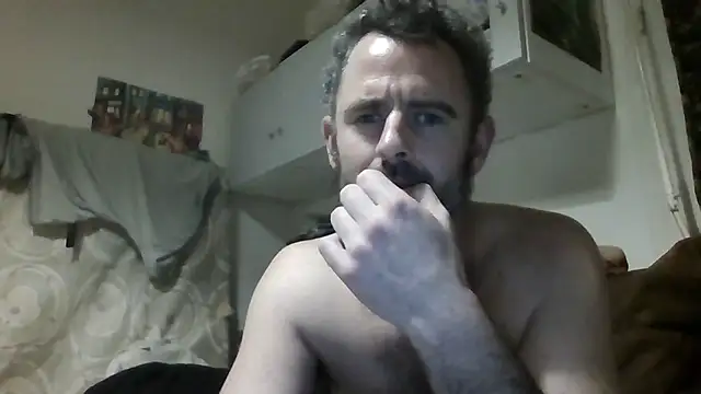 whatYwantMorrre webcam