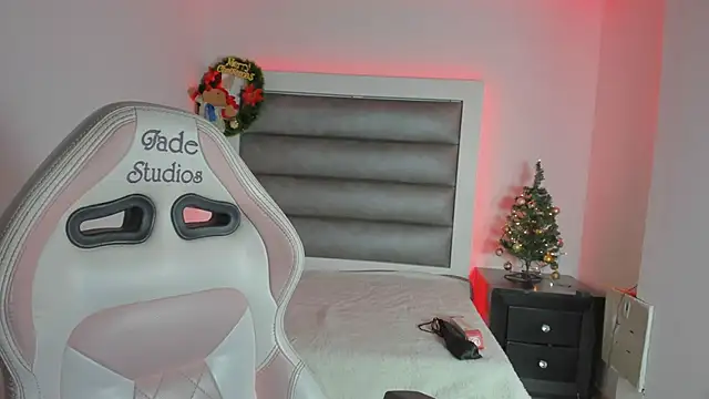 Andrea_brunnette webcam