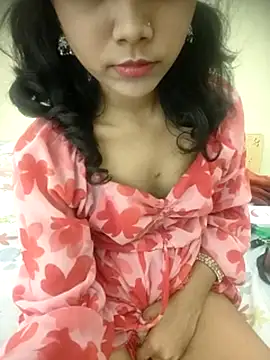 Webcam Model (Snaya-baby) is live