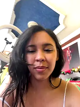 Esmerald_1111 webcam