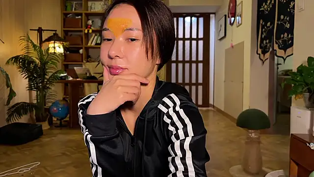 meowlili (F young) - happy day