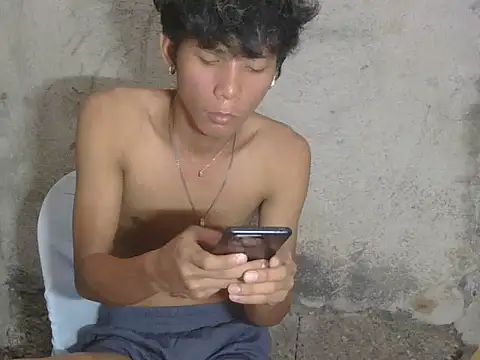 Asiancockinsan webcam