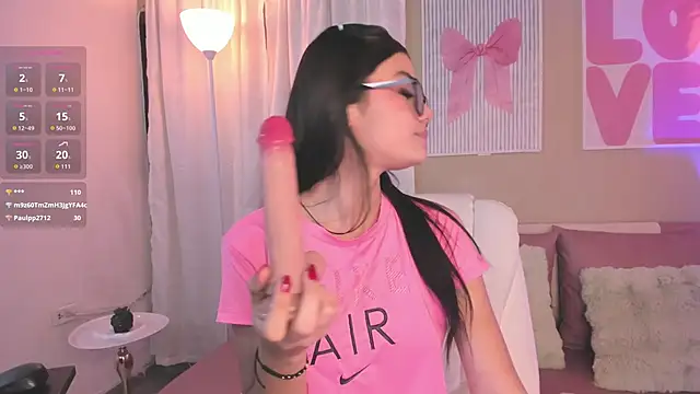 MarianaaDooll webcam