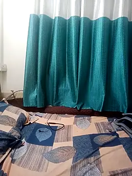 Hot-golu-girl-96 webcam