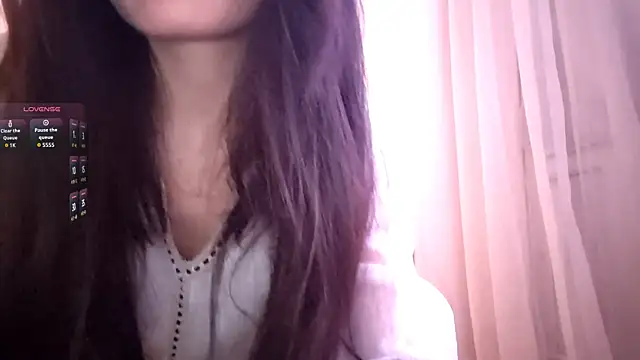 OleneBouras webcam stripchat model stream image