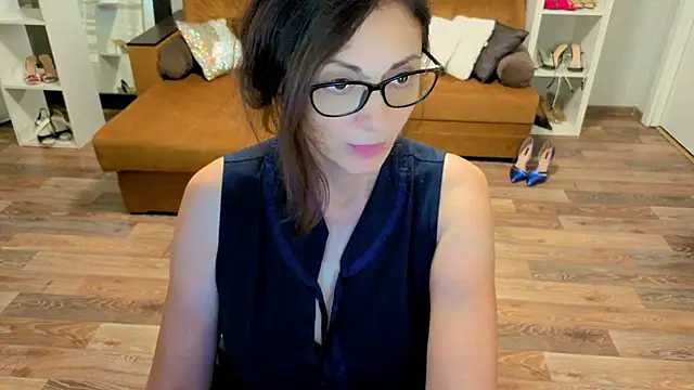 CaringSophie webcam