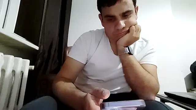 TurkishNudistMan webcam