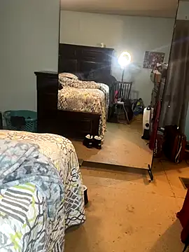 JuicyExxxperience webcam