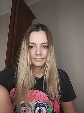 krisssexi - KrissSexi's free webcam