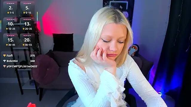 Millie_Vanillies webcam