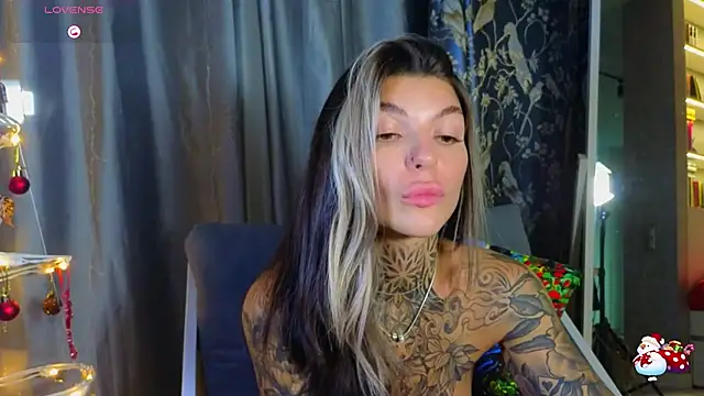 tattooedBabyy webcam