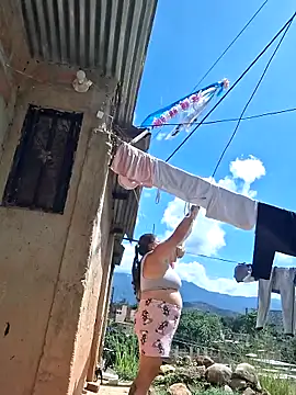 chubby_sexy_big_tits webcam