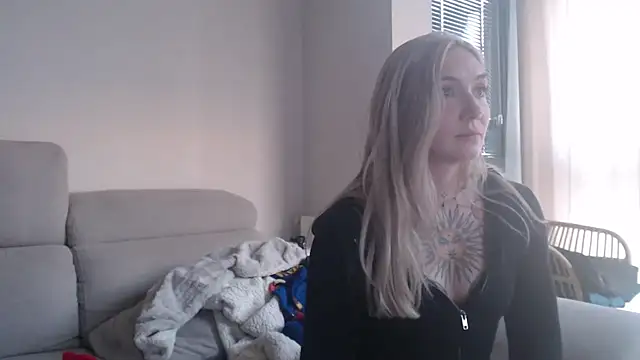 tattoobbgirl webcam