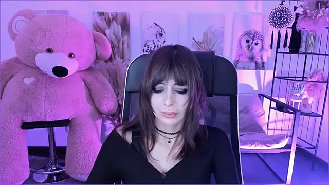 CrystallBloom webcam