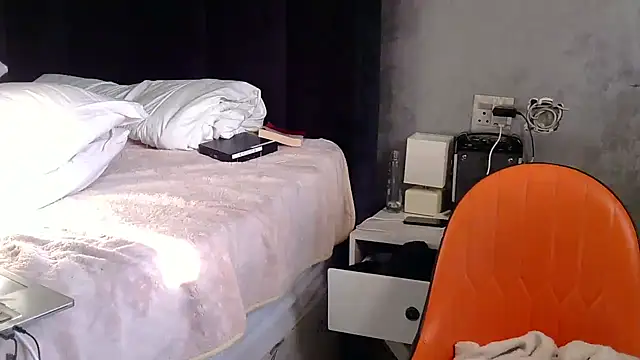 MthondoWeBananaX2 webcam