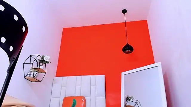 Preview of roxan-hot69