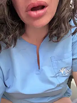 nathalia-28_ (G milf) - public squirting hot video