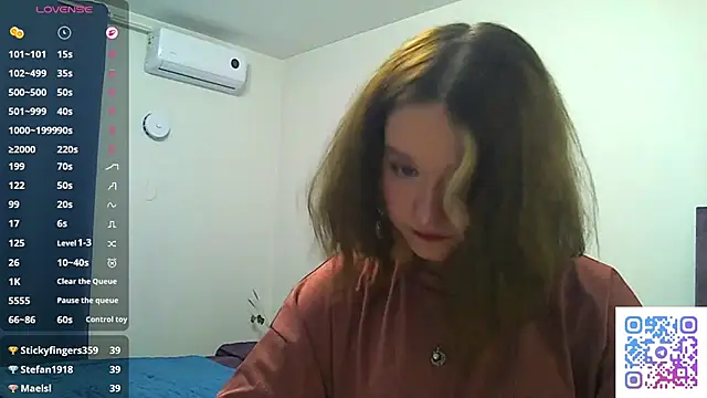 AlissaGerardo webcam