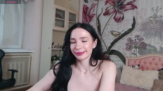 aliciabow - AliciaBow's free webcam