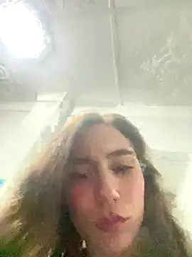 myapril__ - MyApril__'s free webcam