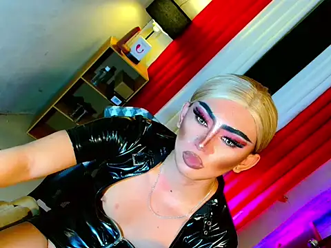 HOLLYWOOD_QUEEN_88 webcam