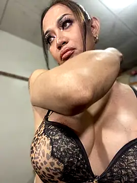 HugeKatarinaTS webcam