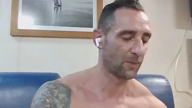 garcia45688 (Ask my age) - 2000