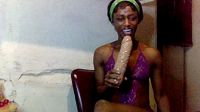 Nikistickyxx25 webcam