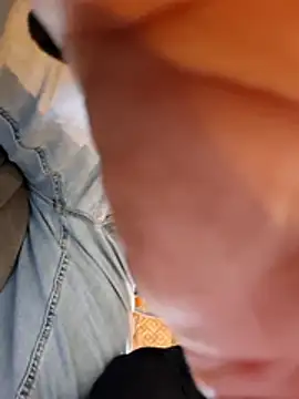 Cantufamily1979 webcam