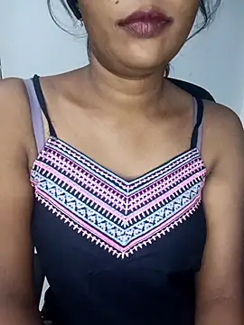 Tamil_kavinila webcam