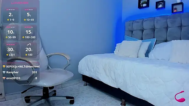 thomas_moon (M twink) - NAKED AND SHOW FLEX HORNY