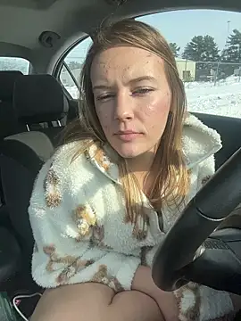 AllesandraLove from StripChat is Freechat