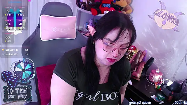 LiloMoon69 webcam