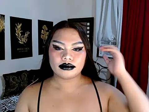 TSbrianaHugeCock webcam