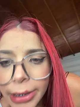 ArieliciousXXX webcam