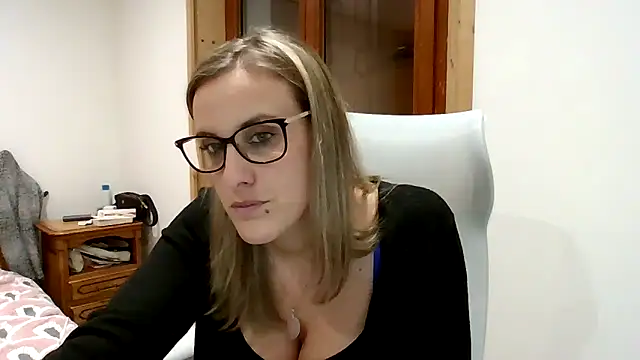 Madame_Callie webcam