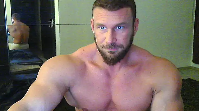 muscularkevin webcam