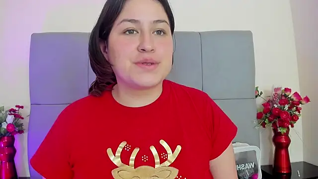 azul_vera (F teen) - Heart-shaped boob 🫣