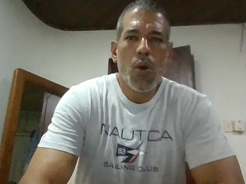 jackbigcock11 webcam