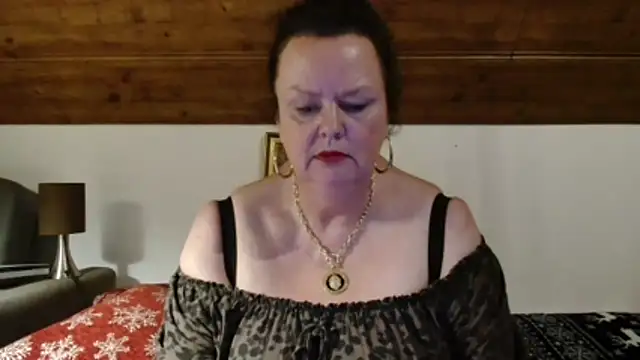 TiffanyMature webcam