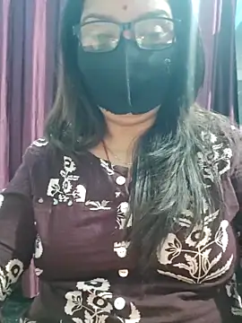 Aishwaryaa_69 webcam