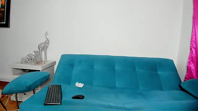 Victoria_Jonness webcam