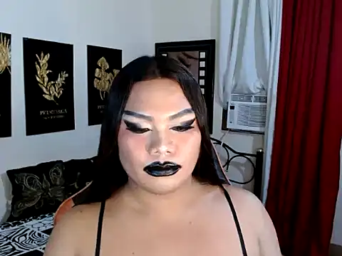 TSbrianaHugeCock webcam