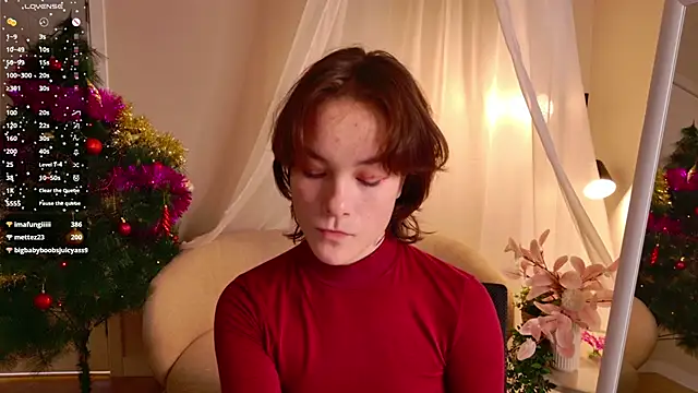 SeaCyra webcam stripchat model stream image