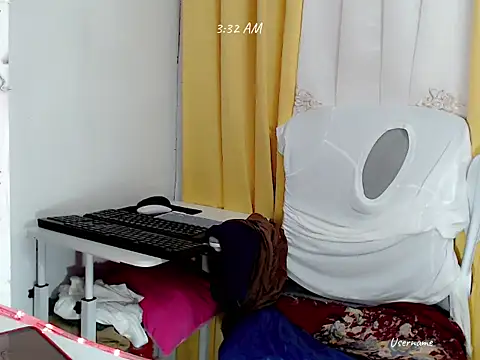 nesianhottits webcam