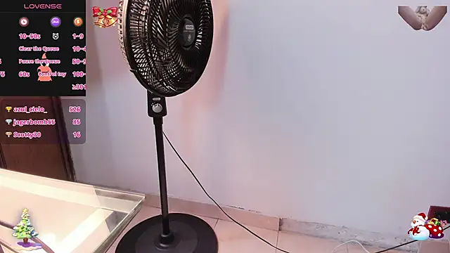 Caroline_Millerr webcam