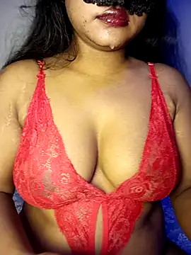 Webcam Model (Hotlisa)  is live.Free join now!